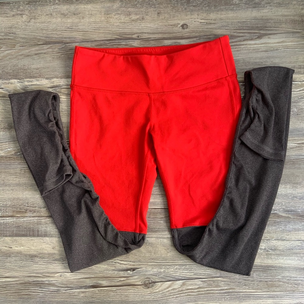 Alo Yoga Goddess Leggings Red and Ribbed Grey